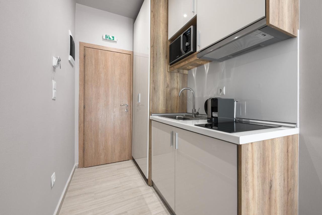Lausanne, Nilie Hospitality Mgmt Солун Екстериор снимка