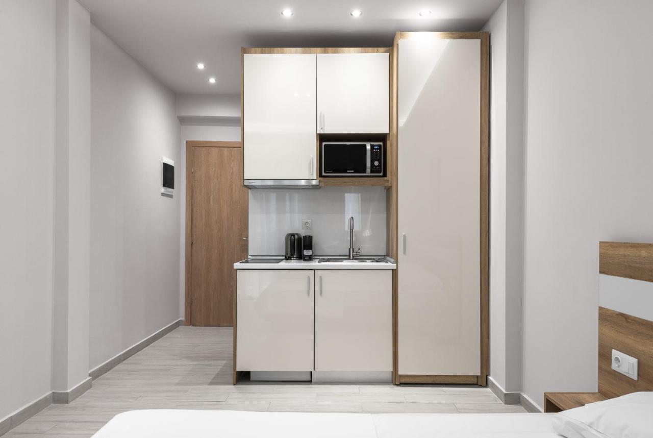 Lausanne, Nilie Hospitality Mgmt Солун Екстериор снимка